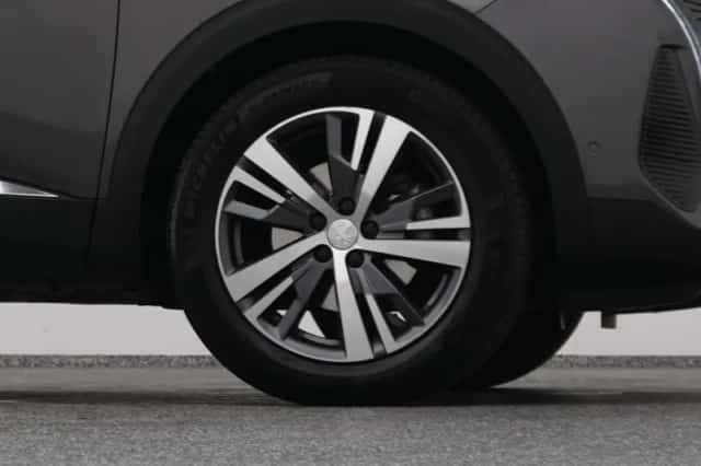 Peugeot 5008 (2021) thumbnail 42