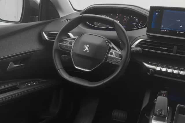 Peugeot 5008 (2021) thumbnail 7