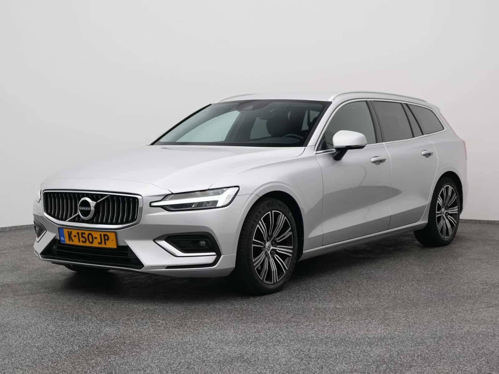 Volvo V60 (2021) — foto 1