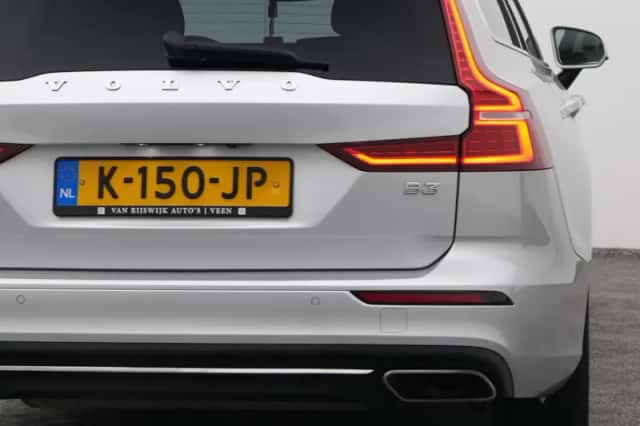 Volvo V60 (2021) thumbnail 20