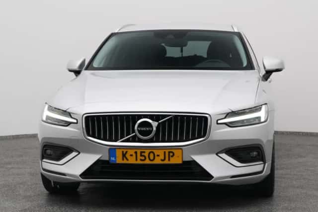 Volvo V60 (2021) thumbnail 9