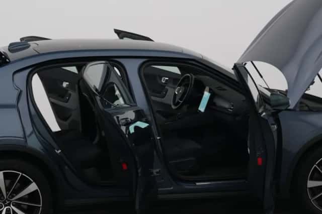 Polestar 2 (2020) thumbnail 35