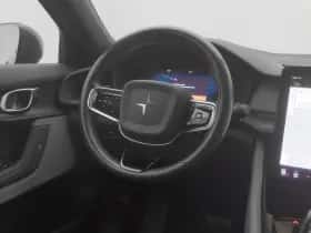 Polestar 2 (2020) thumbnail 8