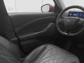Ford Mustang (2021) thumbnail 12