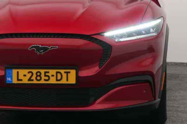 Ford Mustang (2021) thumbnail 20