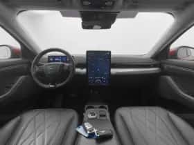 Ford Mustang (2021) thumbnail 3