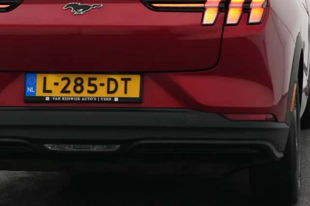 Ford Mustang (2021) thumbnail 21