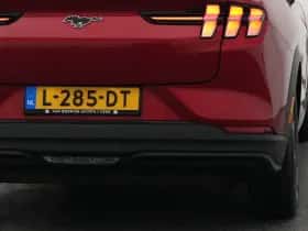 Ford Mustang (2021) thumbnail 21