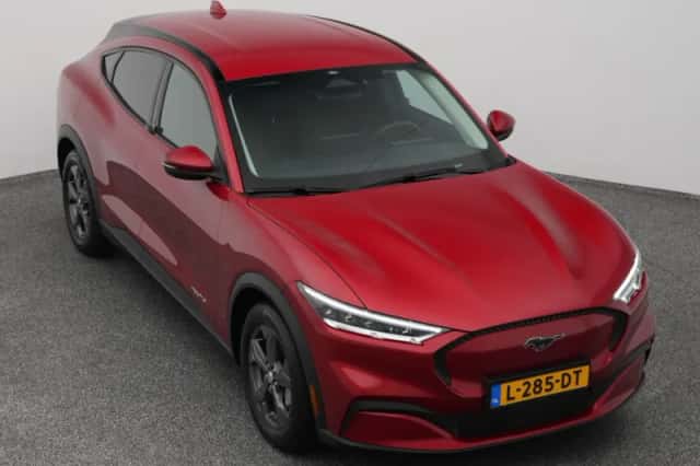 Ford Mustang (2021) thumbnail 25