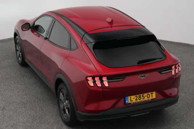 Ford Mustang (2021) thumbnail 26