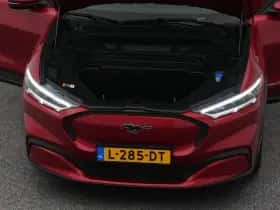 Ford Mustang (2021) thumbnail 32