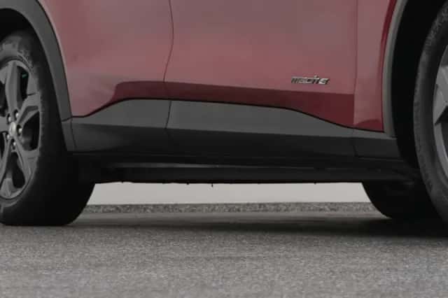 Ford Mustang (2021) thumbnail 39