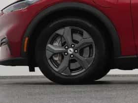 Ford Mustang (2021) thumbnail 40