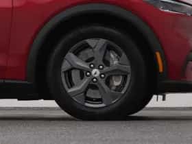 Ford Mustang (2021) thumbnail 43