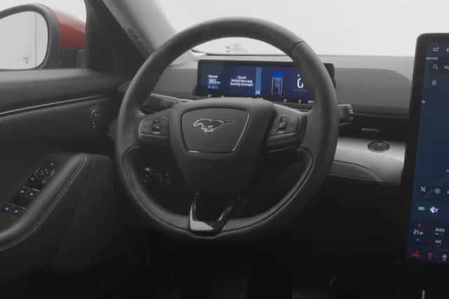 Ford Mustang (2021) thumbnail 8