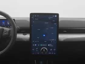 Ford Mustang (2021) thumbnail 9