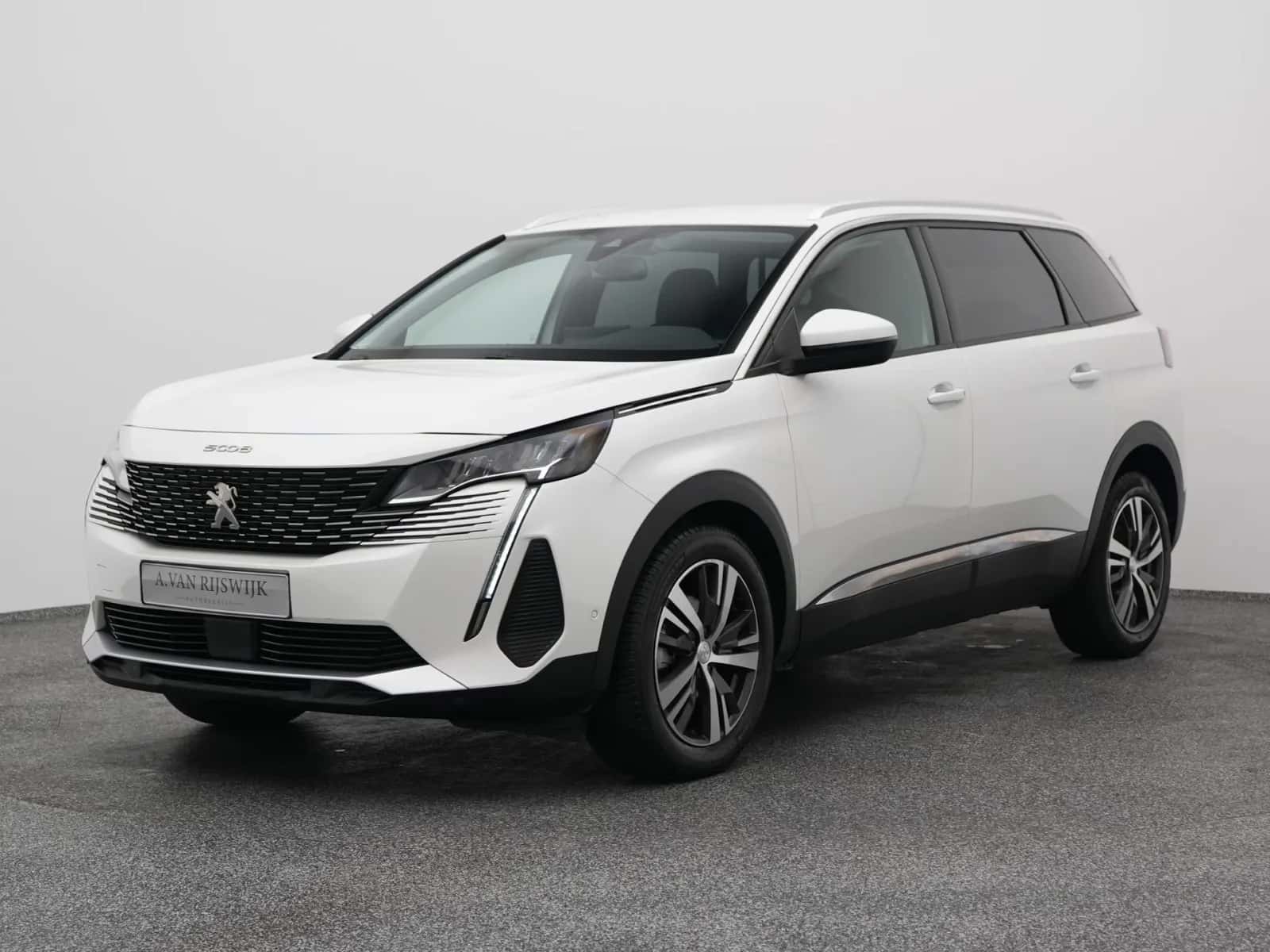 Peugeot 5008 (2021) — foto 1