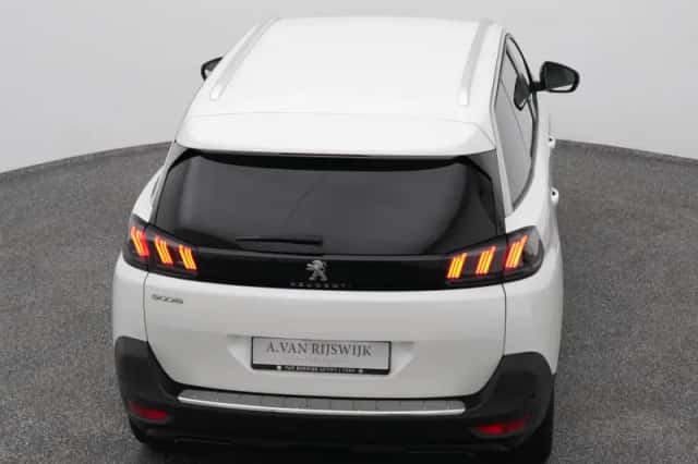 Peugeot 5008 (2021) thumbnail 28