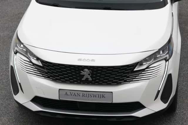 Peugeot 5008 (2021) thumbnail 30