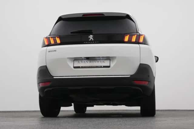 Peugeot 5008 (2021) thumbnail 36