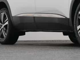Peugeot 5008 (2021) thumbnail 38