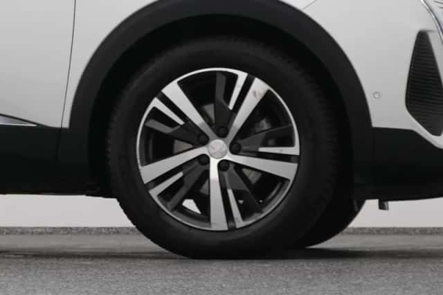 Peugeot 5008 (2021) thumbnail 42