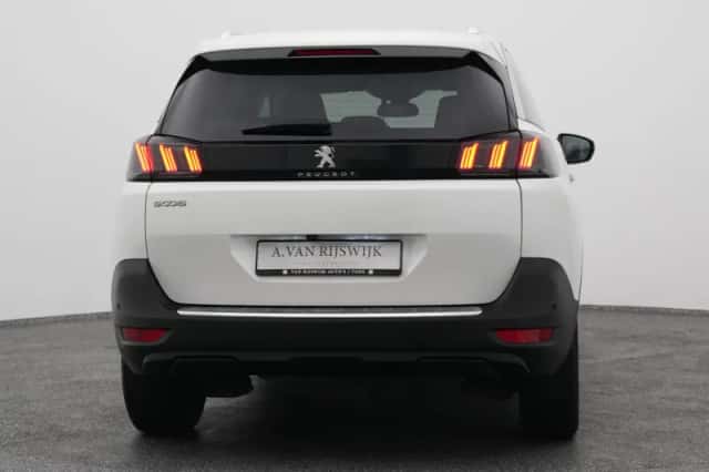 Peugeot 5008 (2021) thumbnail 10
