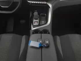 Peugeot 5008 (2021) thumbnail 12