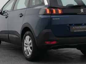 Peugeot 5008 (2021) thumbnail 18