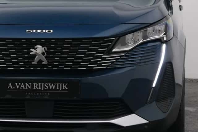 Peugeot 5008 (2021) thumbnail 19