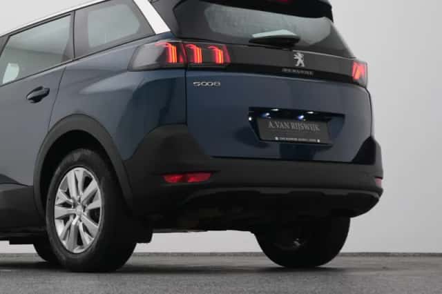Peugeot 5008 (2021) thumbnail 22