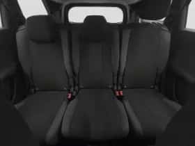 Peugeot 5008 (2021) thumbnail 4