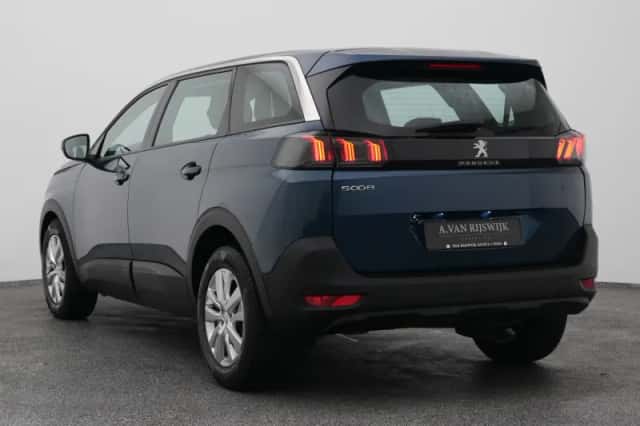 Peugeot 5008 (2021) thumbnail 5