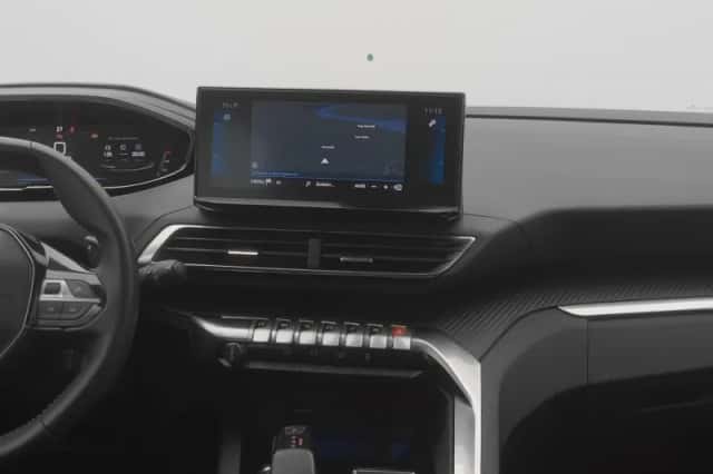 Peugeot 5008 (2021) thumbnail 8