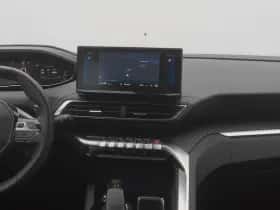 Peugeot 5008 (2021) thumbnail 8