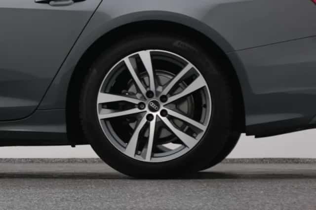 Audi A6 (2021) thumbnail 40