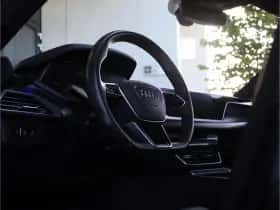 Audi e-tron (2021) thumbnail 3