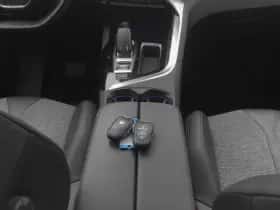 Peugeot 3008 (2019) thumbnail 12