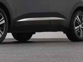 Peugeot 3008 (2019) thumbnail 37