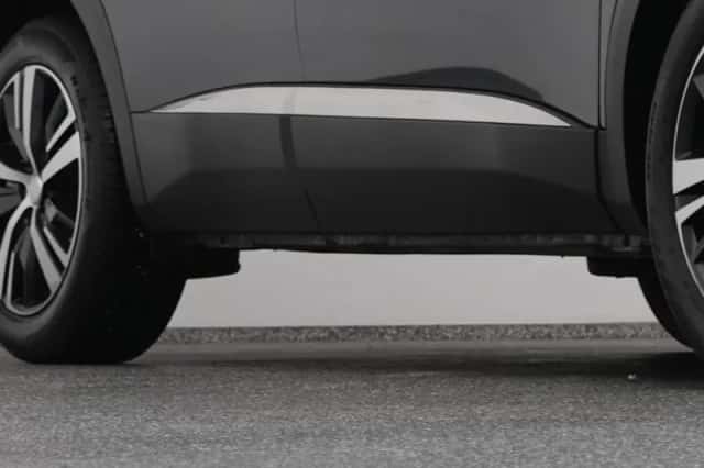 Peugeot 3008 (2019) thumbnail 38