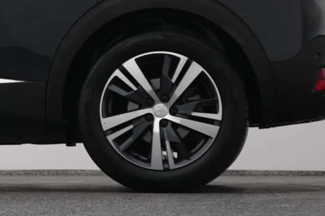 Peugeot 3008 (2019) thumbnail 40