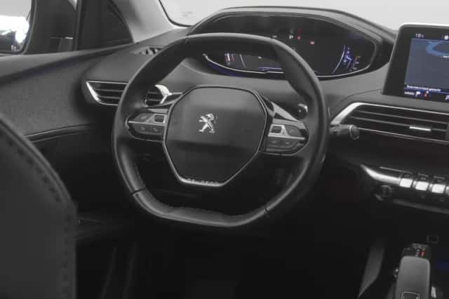 Peugeot 3008 (2019) thumbnail 7