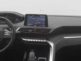 Peugeot 3008 (2019) thumbnail 8