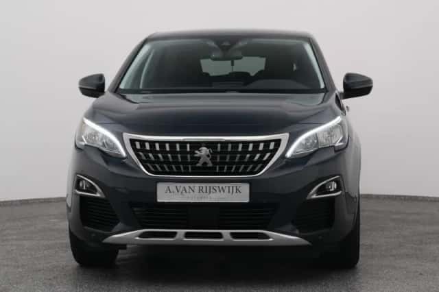 Peugeot 3008 (2019) thumbnail 9