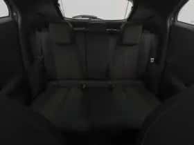 Peugeot 2008 (2022) thumbnail 4