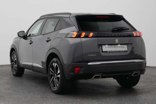 Peugeot 2008 (2022) thumbnail 5