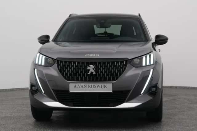 Peugeot 2008 (2022) thumbnail 9