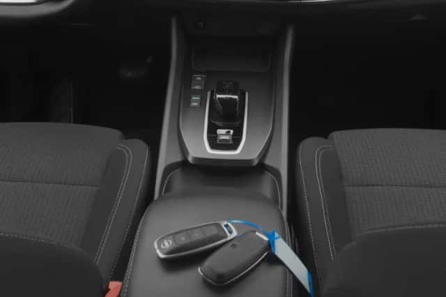 Nissan Qashqai (2023) thumbnail 12