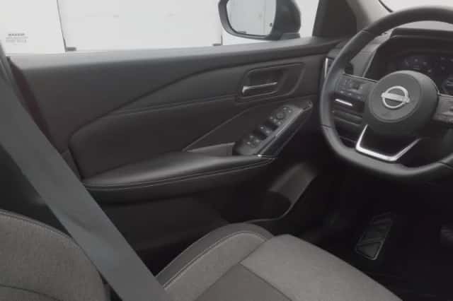 Nissan Qashqai (2023) thumbnail 11