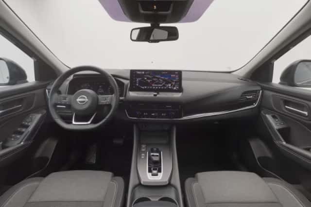 Nissan Qashqai (2023) thumbnail 3